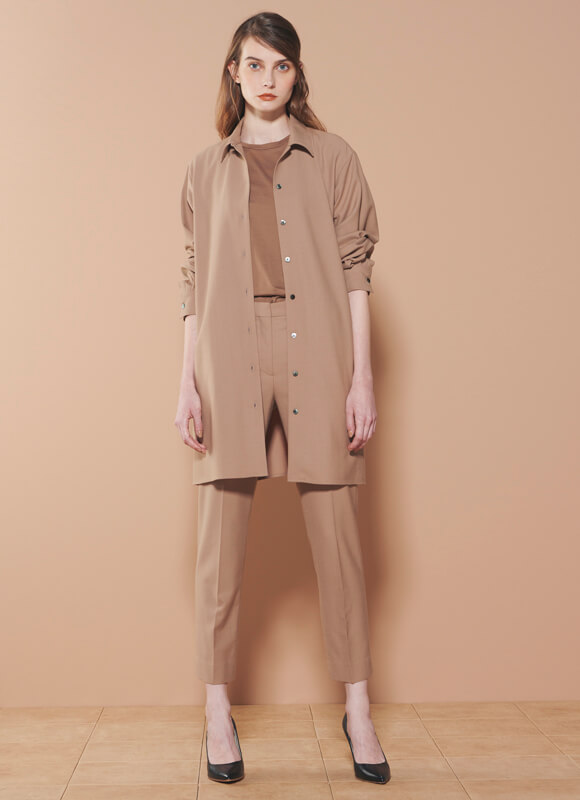 〈セオリー〉ロングシャツ、カットソー、パンツ