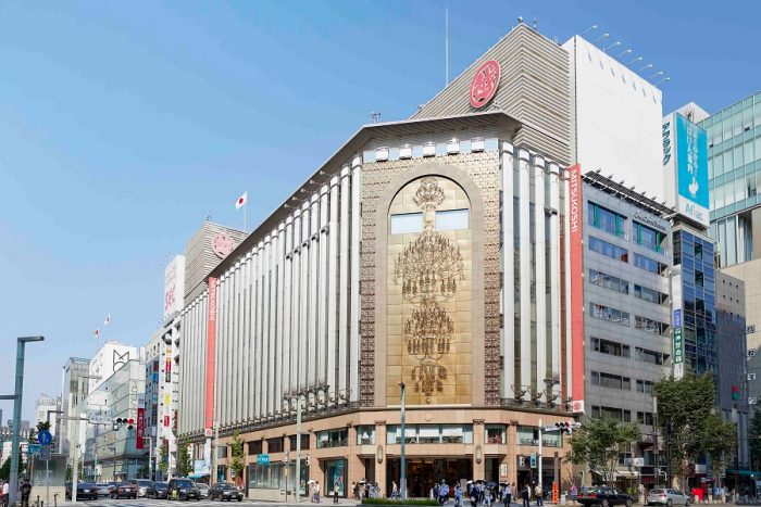 The Ginza Chandelier is here.